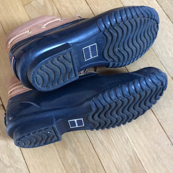 Hilfiger duck boots - Picture 2 of 8